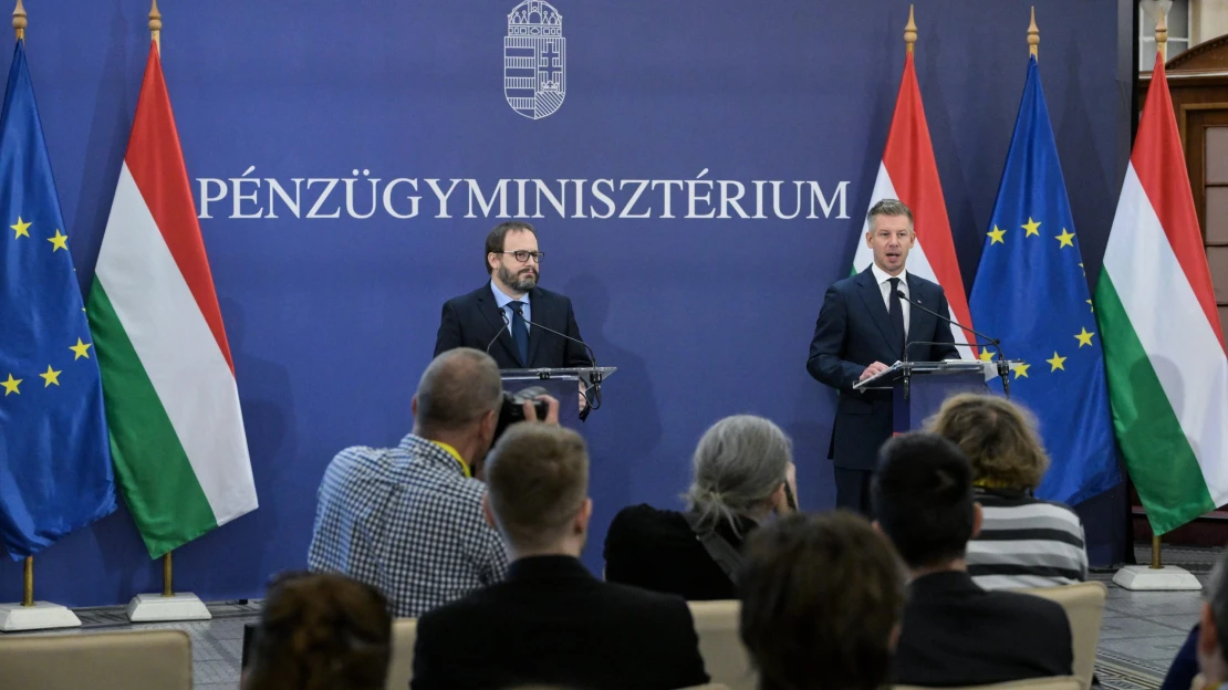 Magyar Péter és Kármán András sajtótájékoztatója a 2027-es költségvetésről