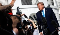 Bármit is akart üzenni Trump az olcsó öltönyével, visszafele sült el