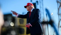 Donald Trump szerint lángba borulhat az USA, ha nem nyeri meg a félidős választást